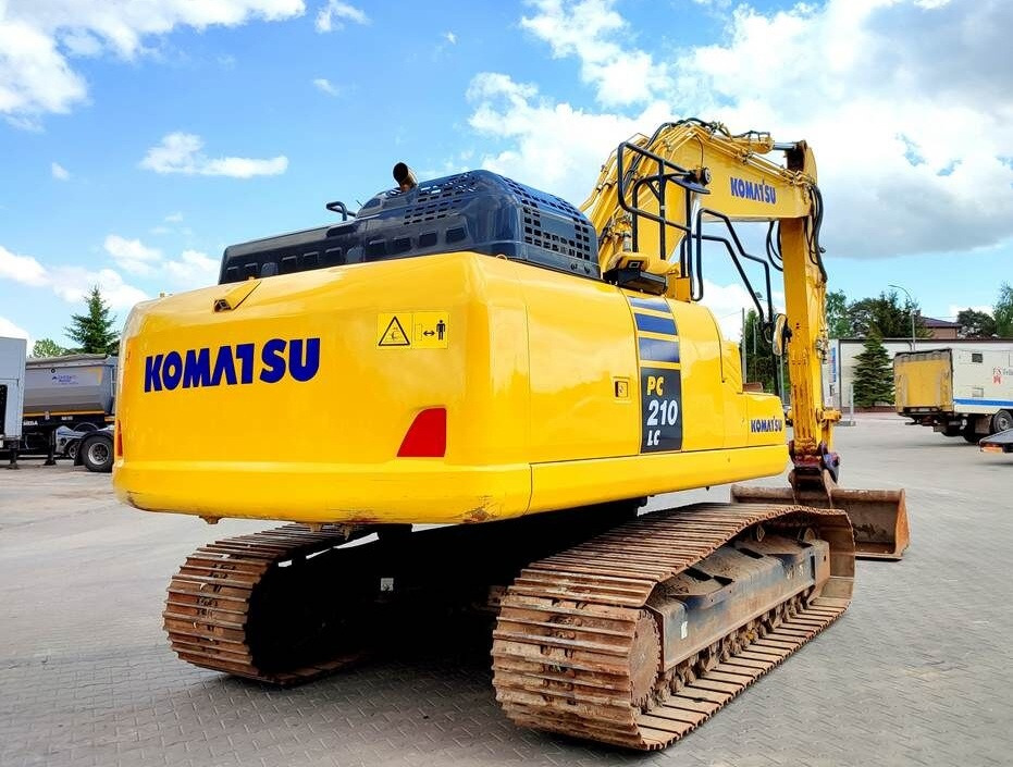 Komatsu PC210LC-11 - Kettenbagger: das Bild 5 Komatsu PC210LC-11 - Kettenbagger: das Bild 5