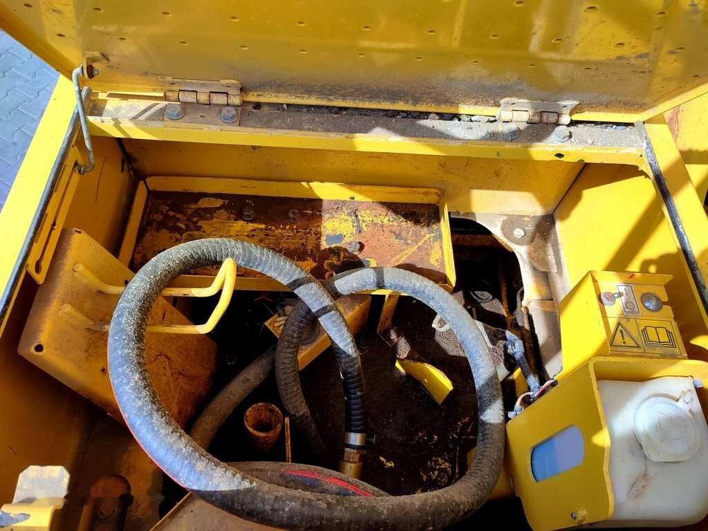 Kettenbagger Komatsu PC210LC-11: das Bild 19