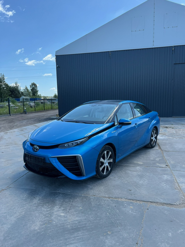 Toyota Mirai - Limousine: das Bild 2 Toyota Mirai - Limousine: das Bild 2