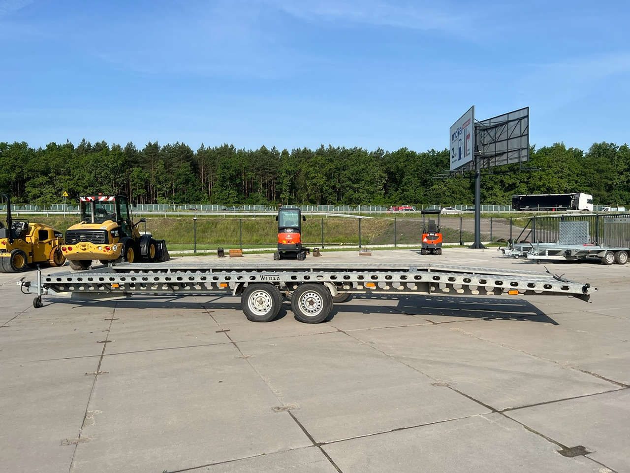 Autotransporter Anhänger przyczepa laweta WIOLA: das Bild 15 Autotransporter Anhänger przyczepa laweta WIOLA: das Bild 15