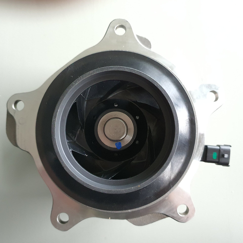WATERPOMP DAF XF/CF EURO 6 XF 106 2104578R 1949540 - Kühlmittelpumpe für LKW: das Bild 5 WATERPOMP DAF XF/CF EURO 6 XF 106 2104578R 1949540 - Kühlmittelpumpe für LKW: das Bild 5