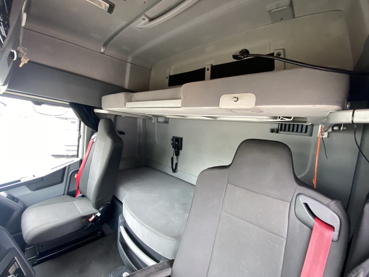 Kühlkoffer LKW Für die Beförderung von Lebensmittel RENAULT T: das Bild 11 Kühlkoffer LKW Für die Beförderung von Lebensmittel RENAULT T: das Bild 11