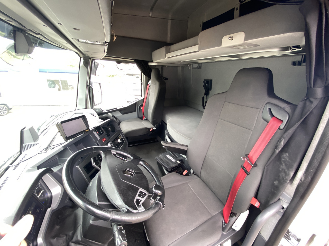 Kühlkoffer LKW Für die Beförderung von Lebensmittel RENAULT T: das Bild 10 Kühlkoffer LKW Für die Beförderung von Lebensmittel RENAULT T: das Bild 10