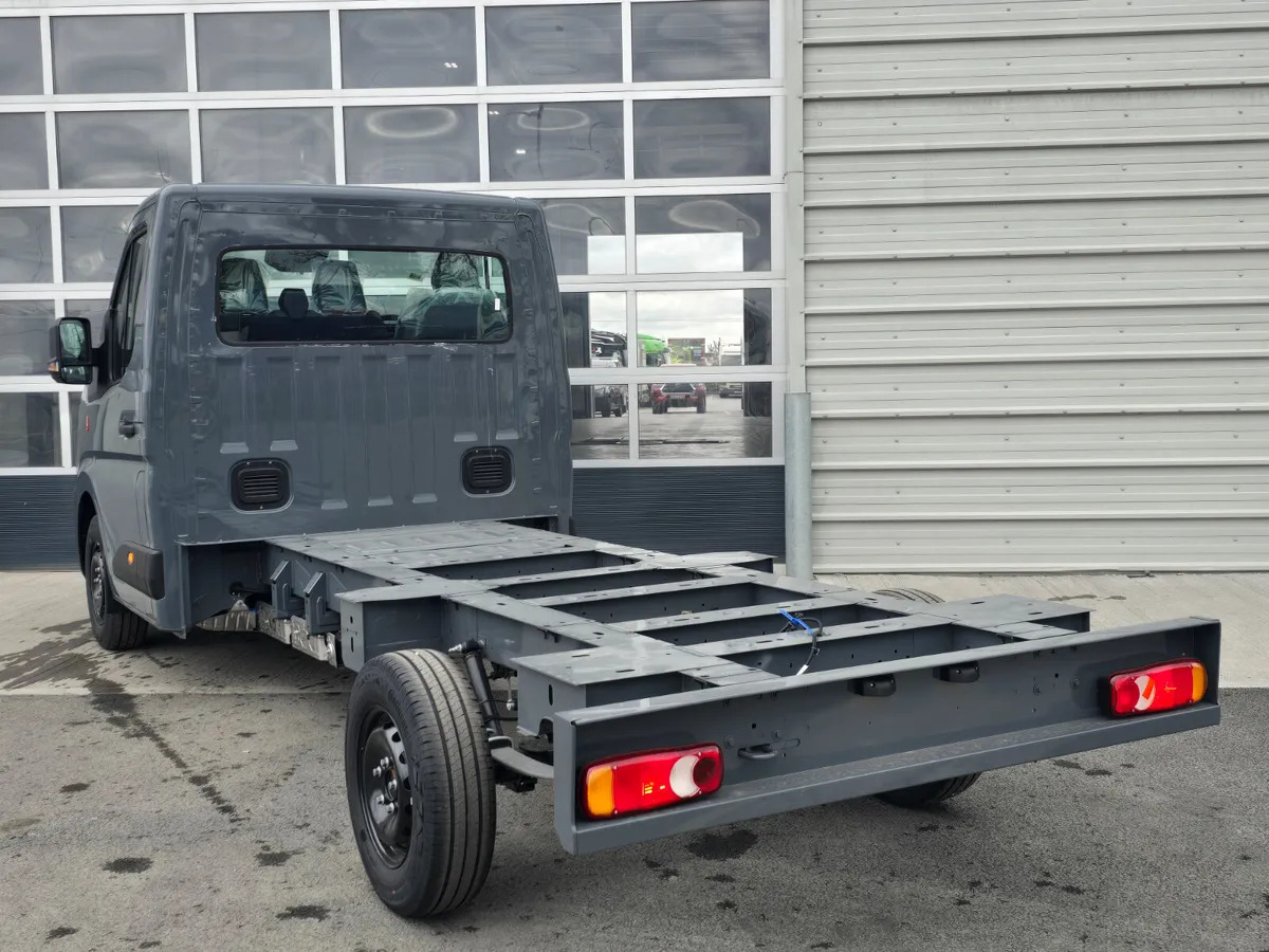 2025 Renault Master Chassis and Cab 150BHP - Fahrgestell LKW: das Bild 5 2025 Renault Master Chassis and Cab 150BHP - Fahrgestell LKW: das Bild 5