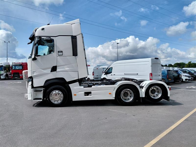 Renault T-High 520 Twin Wheel Tag - Sattelzugmaschine: das Bild 5 Renault T-High 520 Twin Wheel Tag - Sattelzugmaschine: das Bild 5