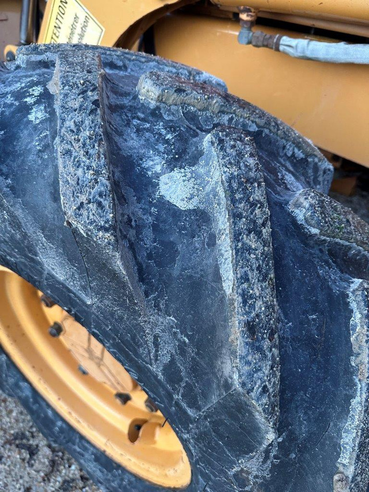Baggerlader CASE 580 SLE: das Bild 16