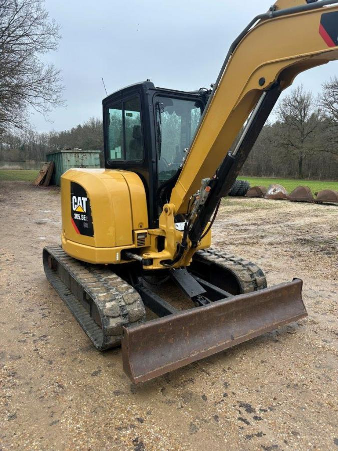 Caterpillar 305.5 E 2CR - Minibagger: das Bild 5 Caterpillar 305.5 E 2CR - Minibagger: das Bild 5