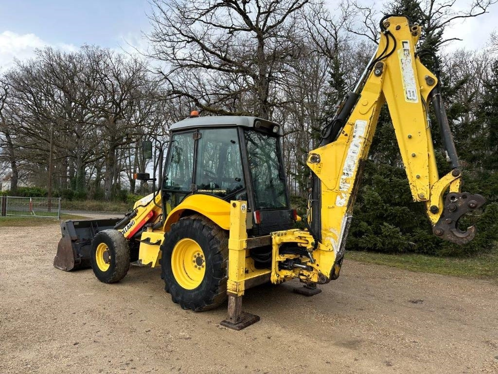 New Holland LB 95 B-4 PT - Baggerlader: das Bild 3 New Holland LB 95 B-4 PT - Baggerlader: das Bild 3