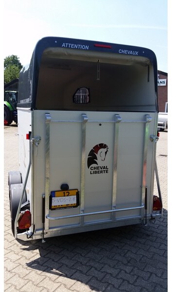 CHEVAL Liberte Gold Aluline + zadelkamer - Pferdeanhänger: das Bild 4 CHEVAL Liberte Gold Aluline + zadelkamer - Pferdeanhänger: das Bild 4