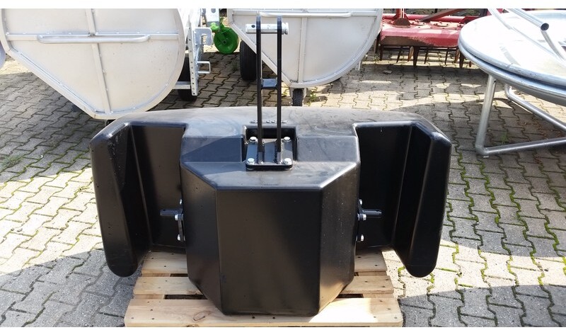 Frontgewicht 2500 kg - Gegengewicht für Landmaschine: das Bild 4 Frontgewicht 2500 kg - Gegengewicht für Landmaschine: das Bild 4