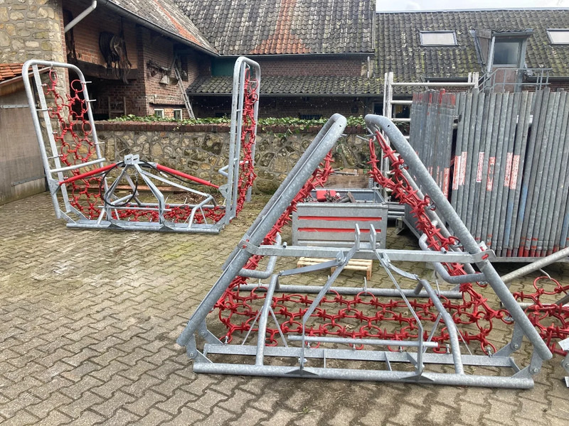 Jako WS - Wiesenschleppe: das Bild 3 Jako WS - Wiesenschleppe: das Bild 3