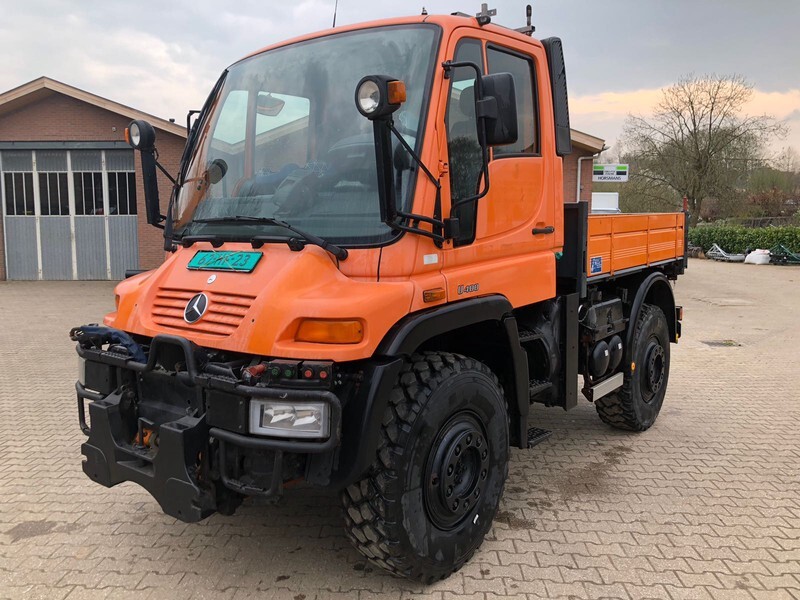 Mercedes-Benz Unimog U400 - Pritsche LKW, Kommunal-/ Sonderfahrzeug: das Bild 1 Mercedes-Benz Unimog U400 - Pritsche LKW, Kommunal-/ Sonderfahrzeug: das Bild 1