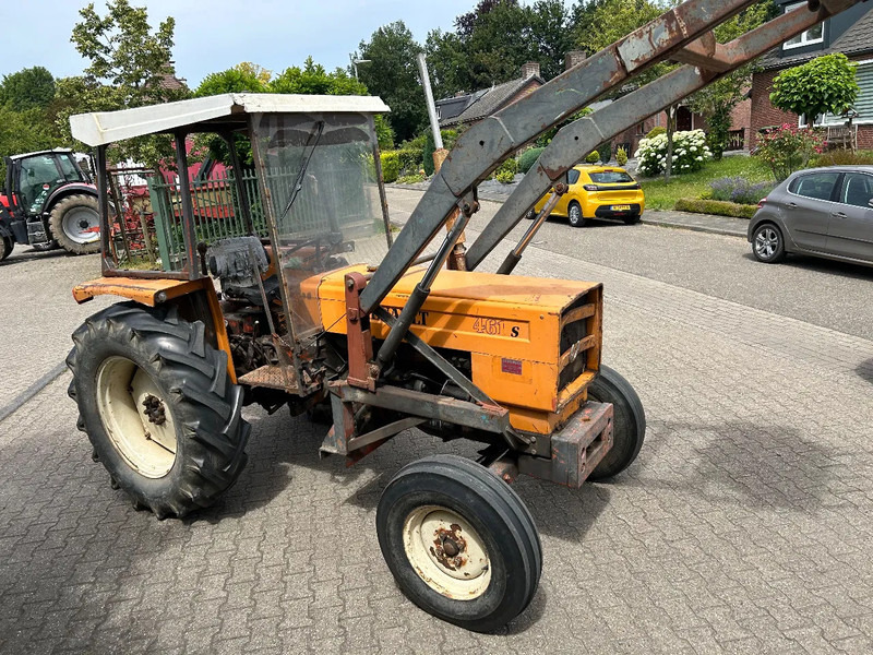 Renault 461S 461S - Traktor: das Bild 1 Renault 461S 461S - Traktor: das Bild 1