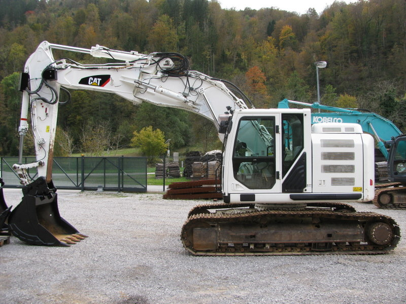 CATERPILLAR 320E LRR with 4 tools - Kettenbagger: das Bild 3 CATERPILLAR 320E LRR with 4 tools - Kettenbagger: das Bild 3