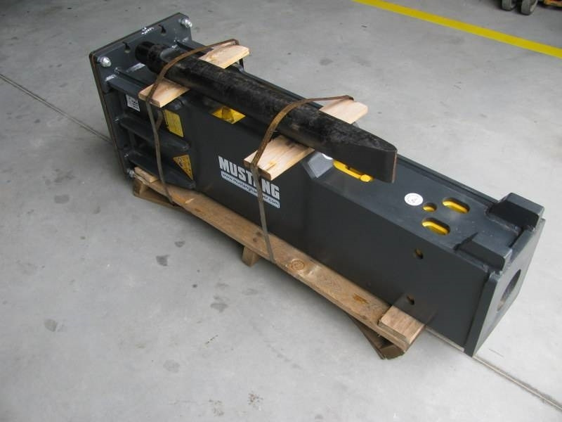 Mustang HM1302 NOVO teža 800kg - Hydraulikhammer für Baumaschine: das Bild 2 Mustang HM1302 NOVO teža 800kg - Hydraulikhammer für Baumaschine: das Bild 2