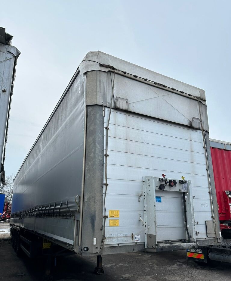 Schmitz Cargobull SCS 24 Boards curtainsider - Planenauflieger: das Bild 2 Schmitz Cargobull SCS 24 Boards curtainsider - Planenauflieger: das Bild 2