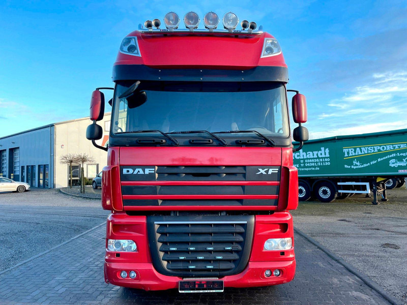 DAF XF 105.460 2-Stock Finkl Viehaufbau / Lenkachs - Tiertransporter LKW: das Bild 3 DAF XF 105.460 2-Stock Finkl Viehaufbau / Lenkachs - Tiertransporter LKW: das Bild 3