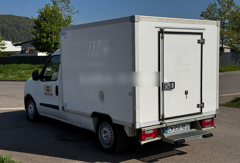 Fiat Doblò 1.6 - Kühltransporter: das Bild 5 Fiat Doblò 1.6 - Kühltransporter: das Bild 5
