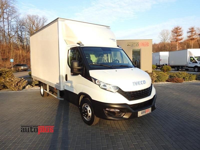 Iveco DAILY 35S16 KONTENER WINDA 8 PALET TEMPOMAT KLIMATYZACJA BLIŹNIA - Koffer Transporter: das Bild 1 Iveco DAILY 35S16 KONTENER WINDA 8 PALET TEMPOMAT KLIMATYZACJA BLIŹNIA - Koffer Transporter: das Bild 1