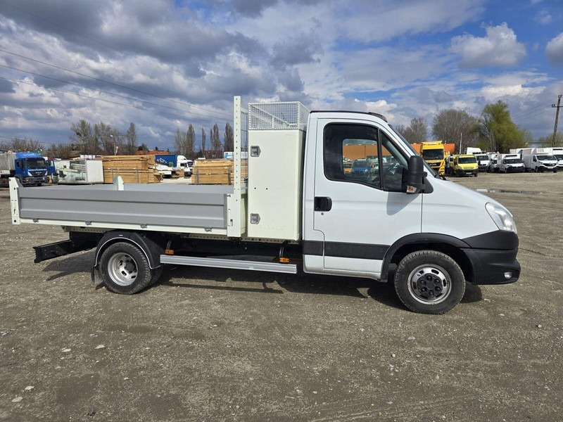 Iveco Daily 35 C 13 - Tipper + tool box - Kipper Transporter: das Bild 4 Iveco Daily 35 C 13 - Tipper + tool box - Kipper Transporter: das Bild 4
