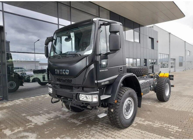Iveco EuroCargo 4x4 ML150E28WS Chassis - Fahrgestell LKW: das Bild 1 Iveco EuroCargo 4x4 ML150E28WS Chassis - Fahrgestell LKW: das Bild 1