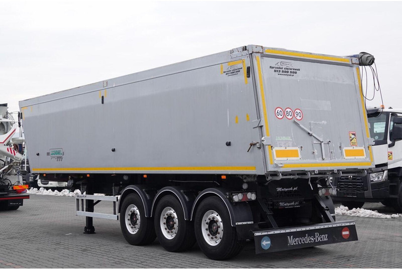 Janmil WYWROTKA / 42 m3 / TYŁ KLAPA / SAF / OŚ PODNOSZONA / ALUFELGI / - Kipper Auflieger: das Bild 4 Janmil WYWROTKA / 42 m3 / TYŁ KLAPA / SAF / OŚ PODNOSZONA / ALUFELGI / - Kipper Auflieger: das Bild 4