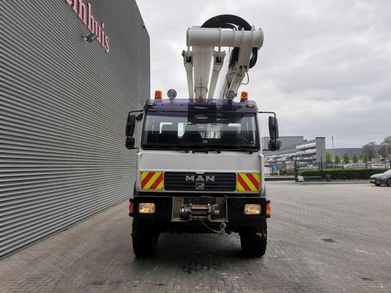 MAN LE 18.280 - Lifting basket 20,3m 4x4 - LKW mit Arbeitsbühne, Autokran: das Bild 2 MAN LE 18.280 - Lifting basket 20,3m 4x4 - LKW mit Arbeitsbühne, Autokran: das Bild 2