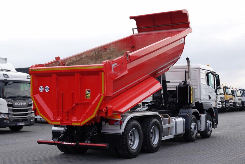 MAN TGS 35.430 / 8X4 / WYWROTKA TYLNOZSYPOWA / HYDROKLAPA / OPONY 10 - Kipper: das Bild 3 MAN TGS 35.430 / 8X4 / WYWROTKA TYLNOZSYPOWA / HYDROKLAPA / OPONY 10 - Kipper: das Bild 3