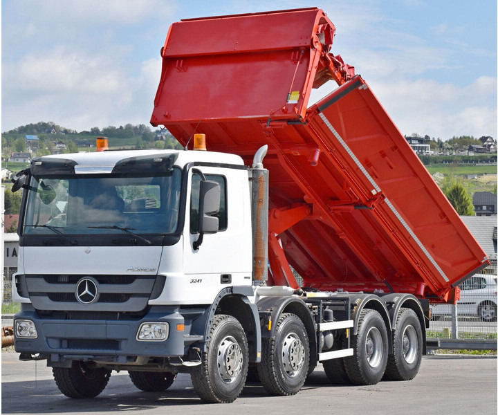 Mercedes-Benz ACTROS 3241 Kipper 5,70m + BORDMATIC / 8x4 - Kipper: das Bild 3 Mercedes-Benz ACTROS 3241 Kipper 5,70m + BORDMATIC / 8x4 - Kipper: das Bild 3