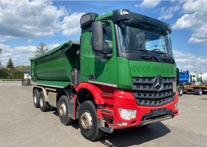 Mercedes-Benz AROCS 4145 - Kipper: das Bild 2 Mercedes-Benz AROCS 4145 - Kipper: das Bild 2