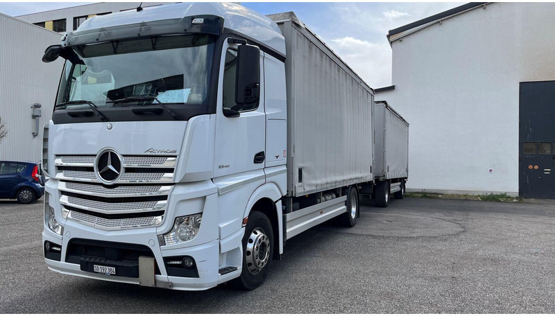 Mercedes-Benz Actros 1845 - Plane LKW: das Bild 1 Mercedes-Benz Actros 1845 - Plane LKW: das Bild 1
