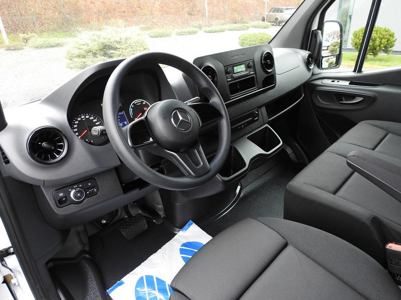 Mercedes-Benz ESPRINTER NOWY ELEKTRYCZNY FURGON AUTOMAT GWARANCJA 95KM [ 607 - Koffer Transporter, Elektro-Transporter: das Bild 2 Mercedes-Benz ESPRINTER NOWY ELEKTRYCZNY FURGON AUTOMAT GWARANCJA 95KM [ 607 - Koffer Transporter, Elektro-Transporter: das Bild 2