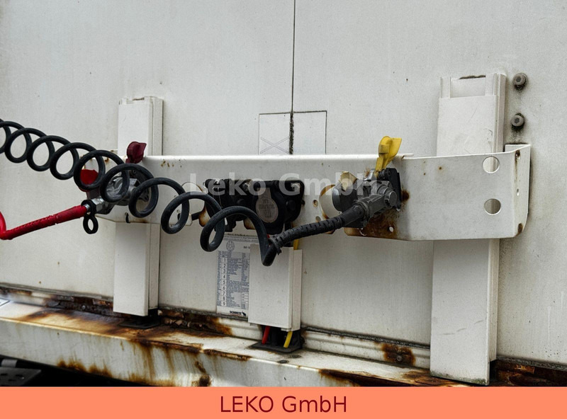 Koffer Auflieger Schmitz Cargobull SKO 24: das Bild 12