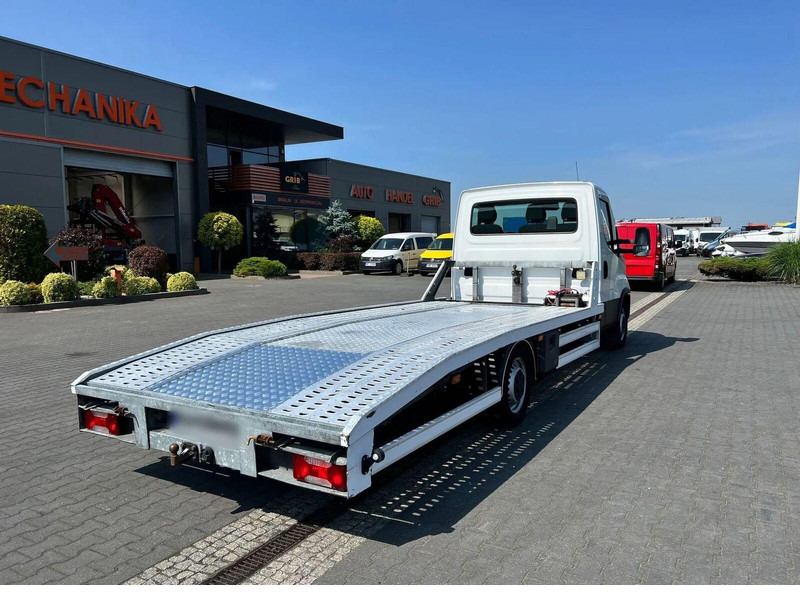 Iveco Daily 35S18 Autotransporter New Model One Owner - Transporter: das Bild 3 Iveco Daily 35S18 Autotransporter New Model One Owner - Transporter: das Bild 3