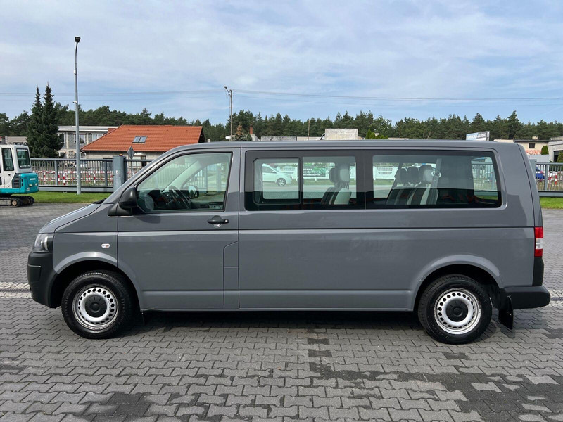 Volkswagen Transporter T5 Brygadówka, Osobowy, 9-miejsc, Jeden Właściciel, - Kleinbus, Personentransporter: das Bild 2 Volkswagen Transporter T5 Brygadówka, Osobowy, 9-miejsc, Jeden Właściciel, - Kleinbus, Personentransporter: das Bild 2