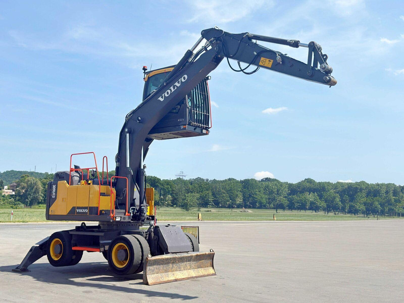 Volvo EW 160 E* Umschlagbagger * TOPZUSTAND - Mobilbagger: das Bild 2 Volvo EW 160 E* Umschlagbagger * TOPZUSTAND - Mobilbagger: das Bild 2