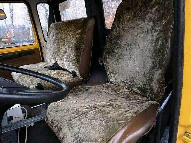 Volvo F 6 RAIL ROAD Platform Schienen TWO WAY - LKW mit Arbeitsbühne: das Bild 3 Volvo F 6 RAIL ROAD Platform Schienen TWO WAY - LKW mit Arbeitsbühne: das Bild 3