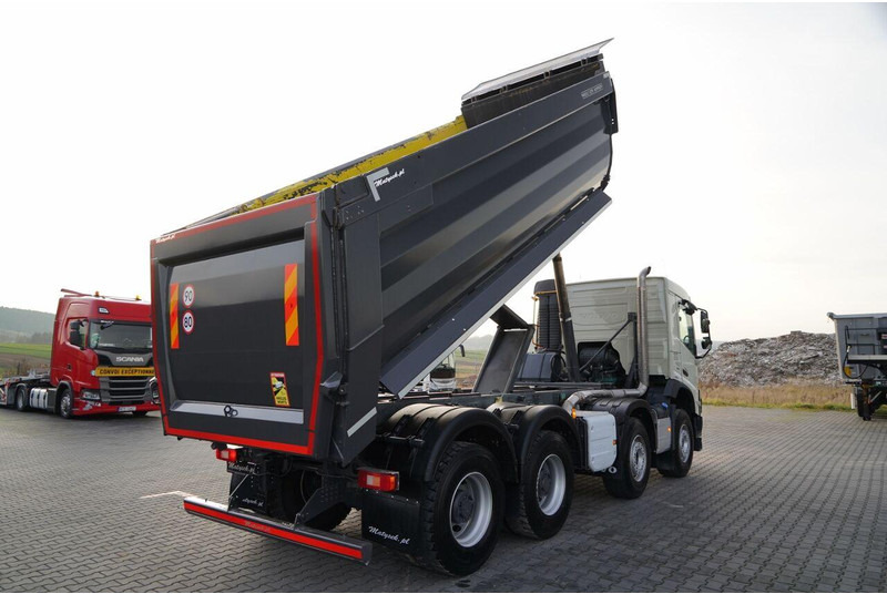 Volvo FMX 460 / 8x4 / WYWROTKA TYLNOZSYPOWA / MEILLER KIPPER / EURO 6 - Kipper: das Bild 4 Volvo FMX 460 / 8x4 / WYWROTKA TYLNOZSYPOWA / MEILLER KIPPER / EURO 6 - Kipper: das Bild 4