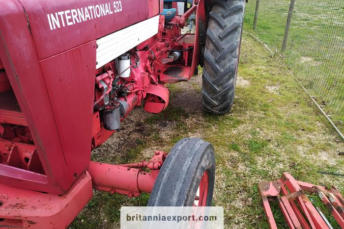 International Harvester McCormick 523 | 2.9 diesel | 3 cylinder | - Landmaschine: das Bild 5 International Harvester McCormick 523 | 2.9 diesel | 3 cylinder | - Landmaschine: das Bild 5