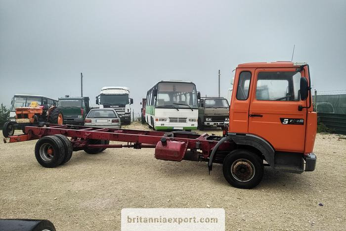 RENAULT Midliner S120 Turbo 7.7 Ton Chassis Cab Truck | ZF Manual | - Fahrgestell LKW: das Bild 4 RENAULT Midliner S120 Turbo 7.7 Ton Chassis Cab Truck | ZF Manual | - Fahrgestell LKW: das Bild 4