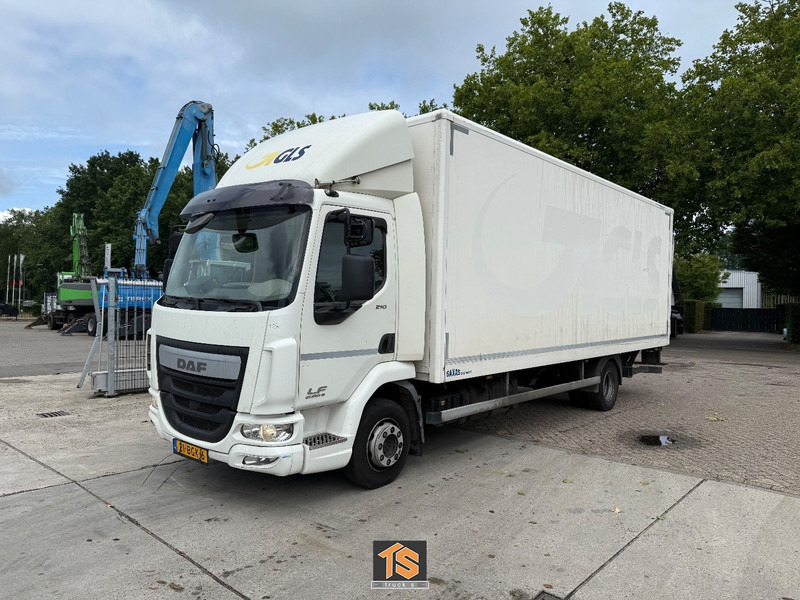 DAF LF 210 FA 12 TON - LADEBORDWAND - NL TOP TRUCK - Koffer LKW: das Bild 1 DAF LF 210 FA 12 TON - LADEBORDWAND - NL TOP TRUCK - Koffer LKW: das Bild 1
