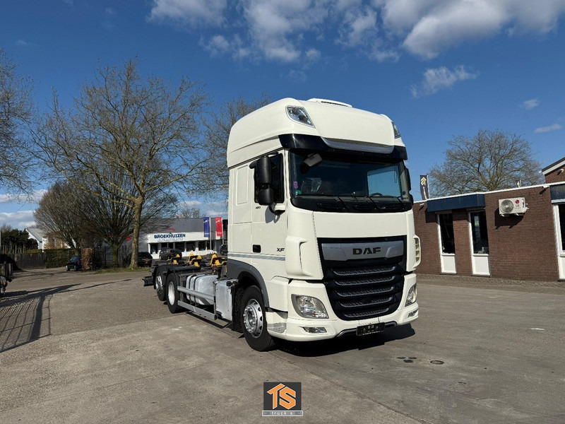 DAF XF 480 FAN SSC - RETARDER - BDF - KLIMA - GERMAN TRUCK - TOP! - Containerwagen/ Wechselfahrgestell LKW: das Bild 2 DAF XF 480 FAN SSC - RETARDER - BDF - KLIMA - GERMAN TRUCK - TOP! - Containerwagen/ Wechselfahrgestell LKW: das Bild 2
