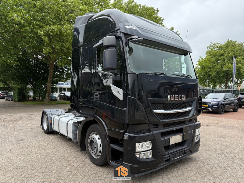 Iveco AS 460 Mega EURO 6 - AUTOMATIC - 2 TANKS - HEBESATTEL/HEFSCHOTEL/LIFTING FIFTH WHEEL - Sattelzugmaschine: das Bild 5 Iveco AS 460 Mega EURO 6 - AUTOMATIC - 2 TANKS - HEBESATTEL/HEFSCHOTEL/LIFTING FIFTH WHEEL - Sattelzugmaschine: das Bild 5