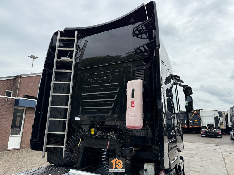 Iveco AS 460 Mega EURO 6 - AUTOMATIC - 2 TANKS - HEBESATTEL/HEFSCHOTEL/LIFTING FIFTH WHEEL - Sattelzugmaschine: das Bild 4 Iveco AS 460 Mega EURO 6 - AUTOMATIC - 2 TANKS - HEBESATTEL/HEFSCHOTEL/LIFTING FIFTH WHEEL - Sattelzugmaschine: das Bild 4