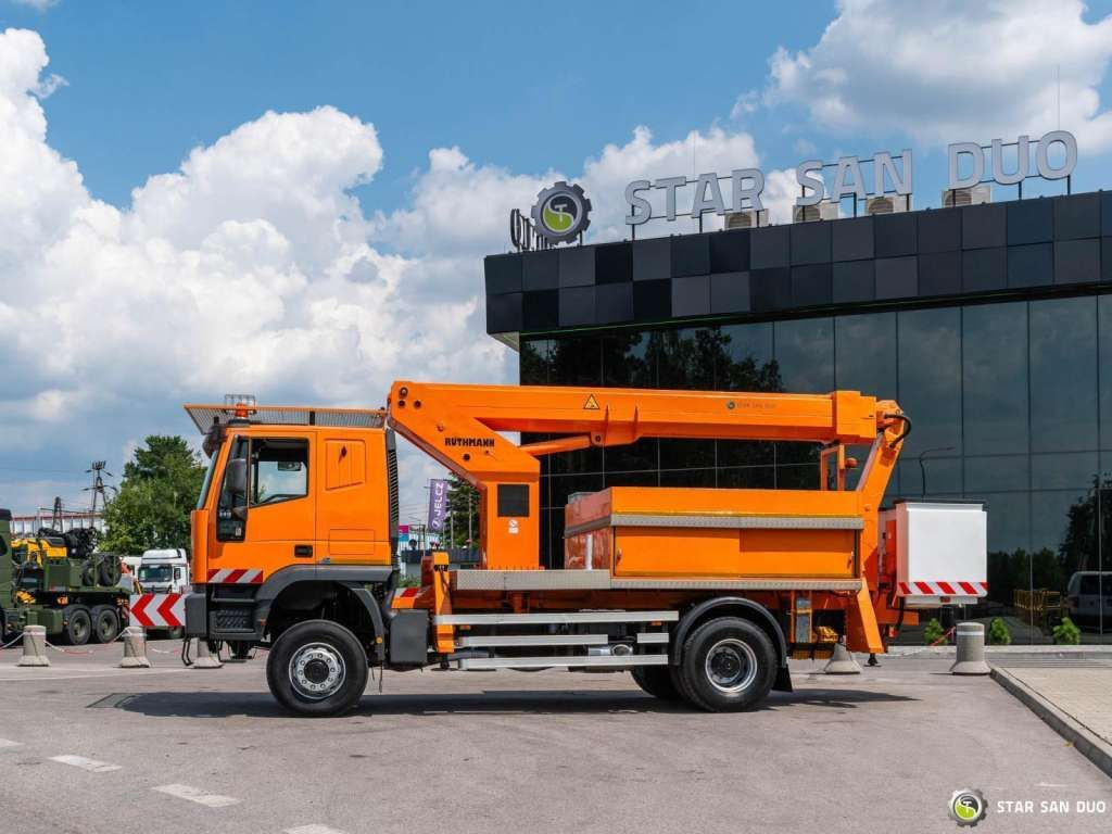 Iveco CURSOR 240 4x4 RUTHMANN T225 22,5 Meters Lift - LKW mit Arbeitsbühne: das Bild 4 Iveco CURSOR 240 4x4 RUTHMANN T225 22,5 Meters Lift - LKW mit Arbeitsbühne: das Bild 4