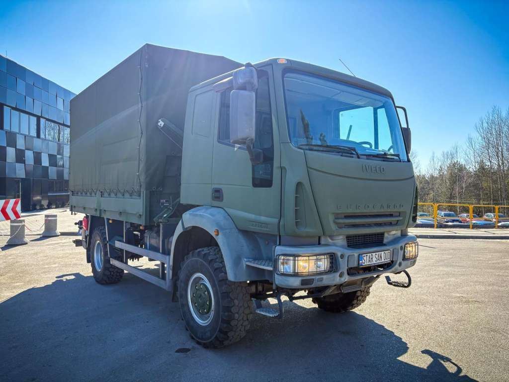 Iveco EUROCARGO 4x4 Offroad Camper Winde - Plane LKW: das Bild 2 Iveco EUROCARGO 4x4 Offroad Camper Winde - Plane LKW: das Bild 2