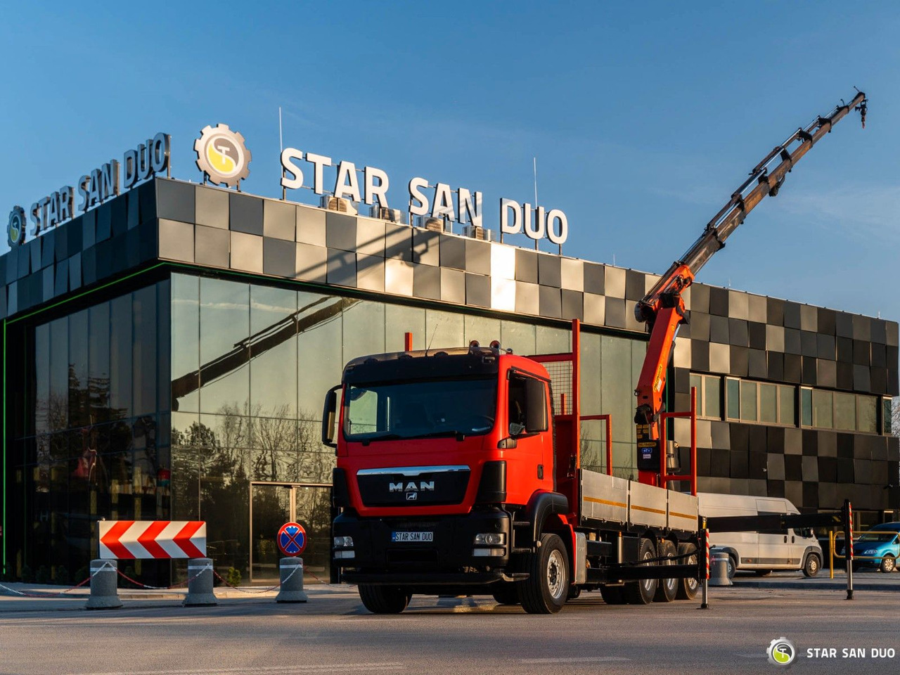 MAN TGS 35.400 8x4 Palfinger PK 34002 Winch KRAN MAN TGS 35.400 8x4 Palfinger PK 34002 Winch KRAN - Autokran, Pritsche LKW: das Bild 3 MAN TGS 35.400 8x4 Palfinger PK 34002 Winch KRAN MAN TGS 35.400 8x4 Palfinger PK 34002 Winch KRAN - Autokran, Pritsche LKW: das Bild 3