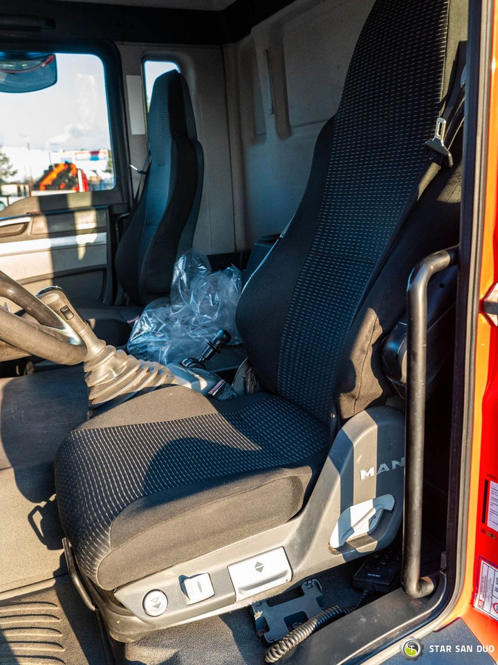 Autokran, Pritsche LKW MAN TGS 35.400 8x4 Palfinger PK 34002 Winch KRAN MAN TGS 35.400 8x4 Palfinger PK 34002 Winch KRAN: das Bild 16 Autokran, Pritsche LKW MAN TGS 35.400 8x4 Palfinger PK 34002 Winch KRAN MAN TGS 35.400 8x4 Palfinger PK 34002 Winch KRAN: das Bild 16