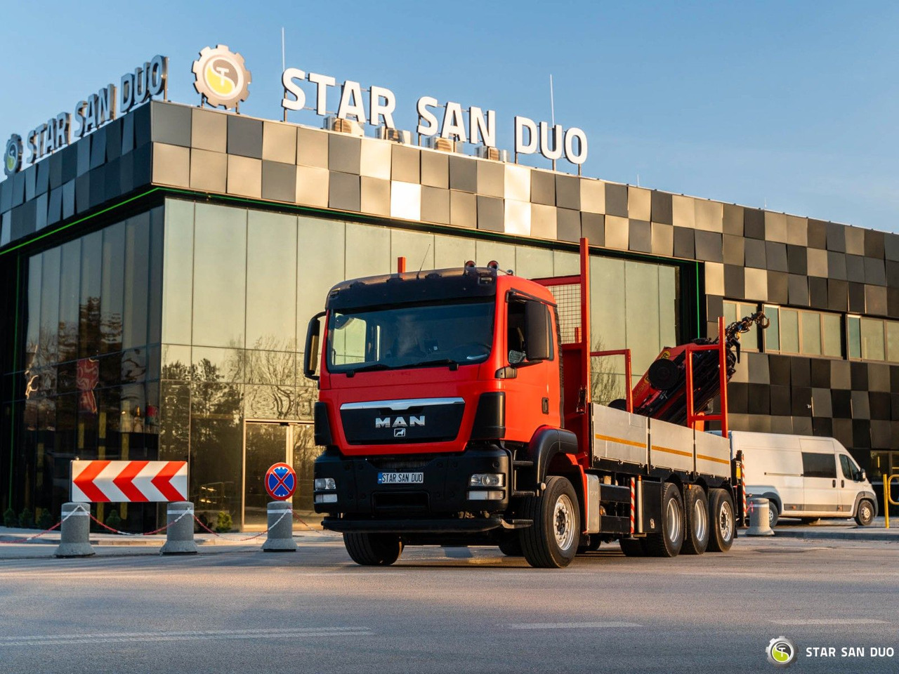 Autokran, Pritsche LKW MAN TGS 35.400 8x4 Palfinger PK 34002 Winch KRAN MAN TGS 35.400 8x4 Palfinger PK 34002 Winch KRAN: das Bild 9 Autokran, Pritsche LKW MAN TGS 35.400 8x4 Palfinger PK 34002 Winch KRAN MAN TGS 35.400 8x4 Palfinger PK 34002 Winch KRAN: das Bild 9