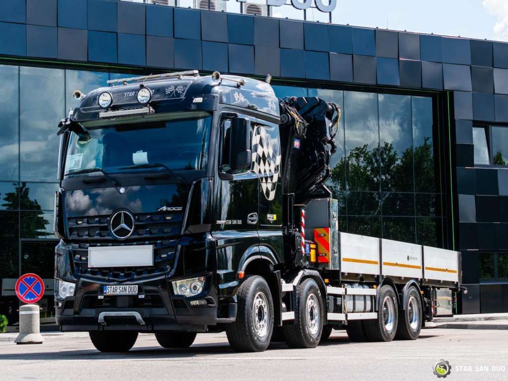 Mercedes-Benz  AROCS 3251 8x4 HMF 8520 Fly Jib Winch - Leasing Mercedes-Benz  AROCS 3251 8x4 HMF 8520 Fly Jib Winch: das Bild 7